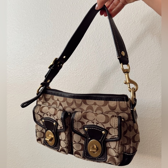 COACH Legacy F12869 Y2K Turnlock Shoulder Bag Signature Canvas Leather - Picture 1 of 10